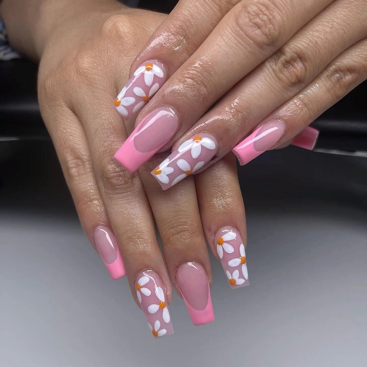 Baby Pink Daisy Nails