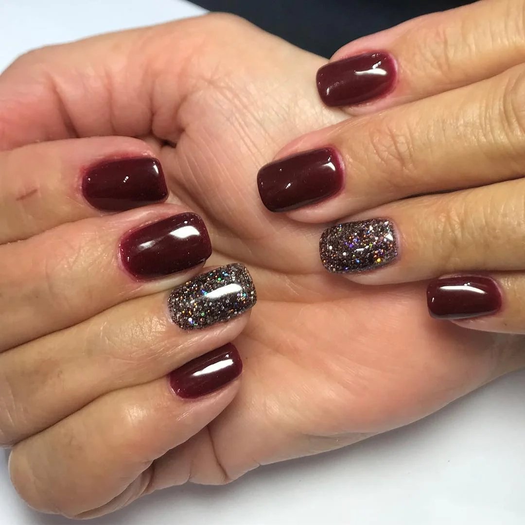Burgundy Micro-Glitter Nails