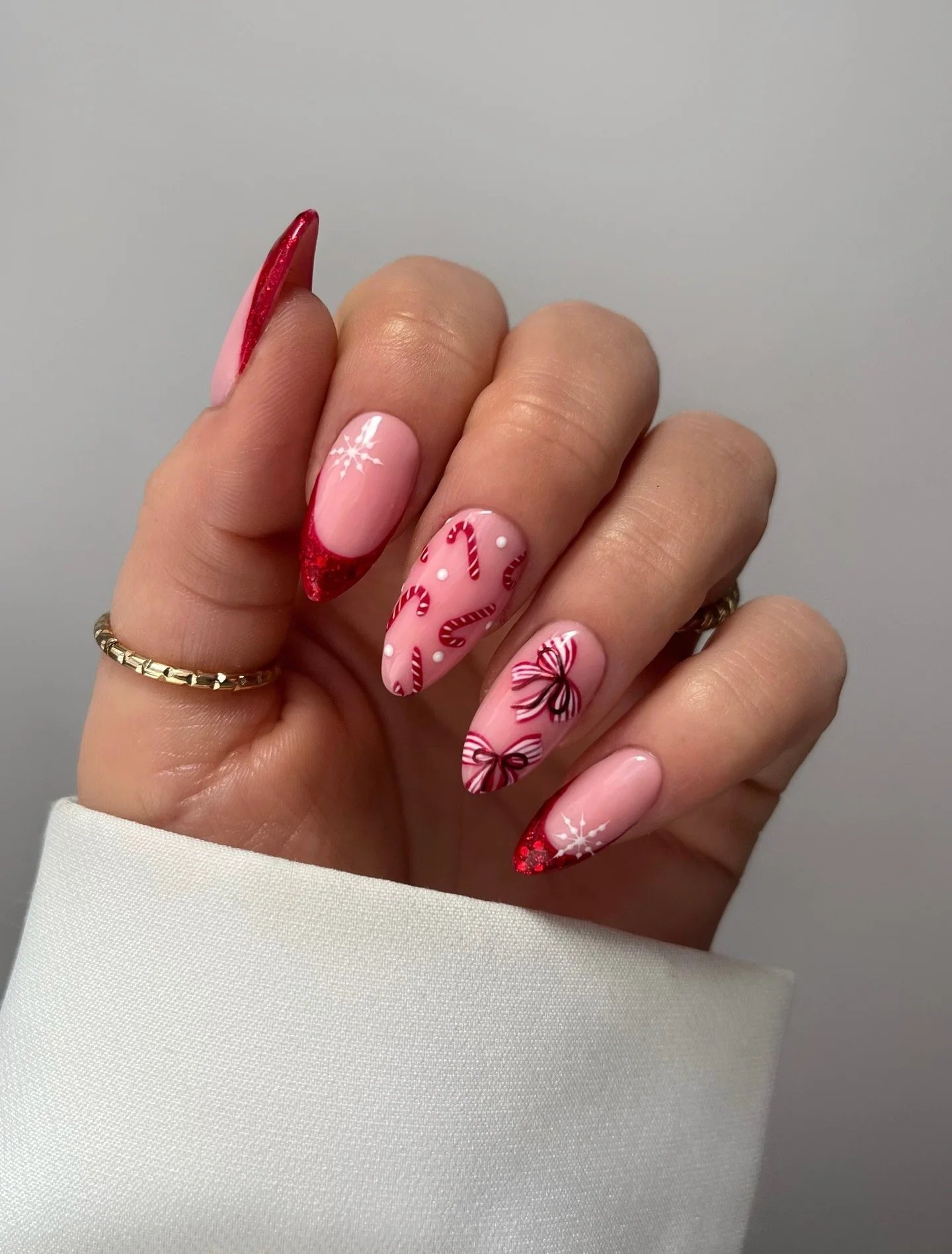 Candy Cane Nails