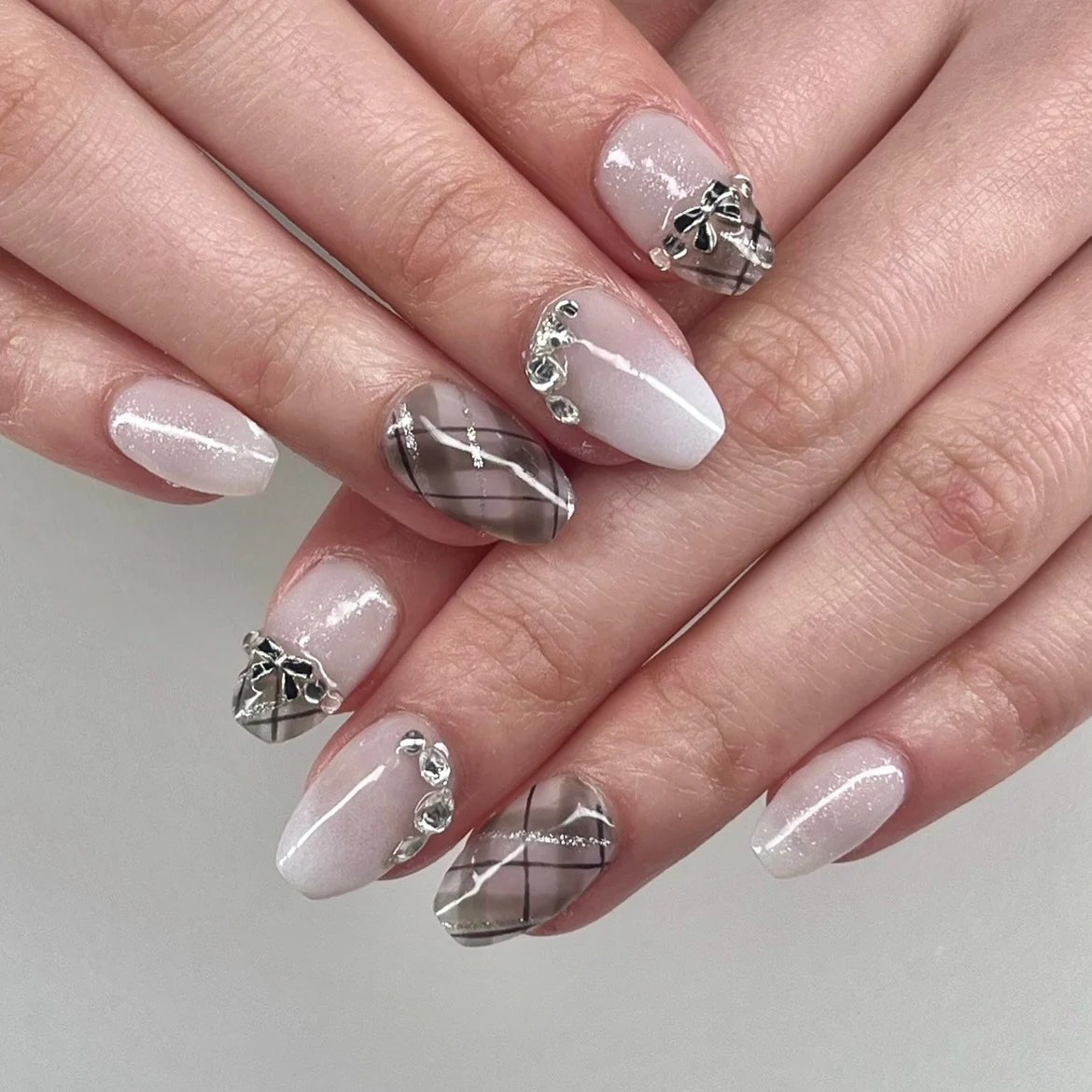 Gray Plaid Nails