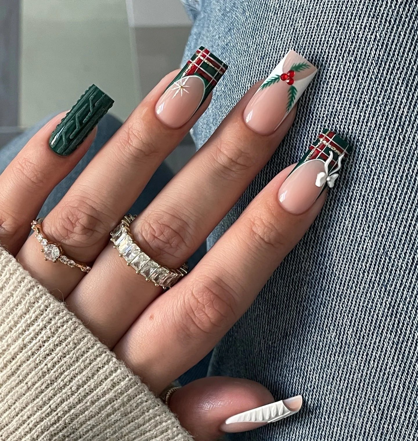 Holiday Plaid French Tips