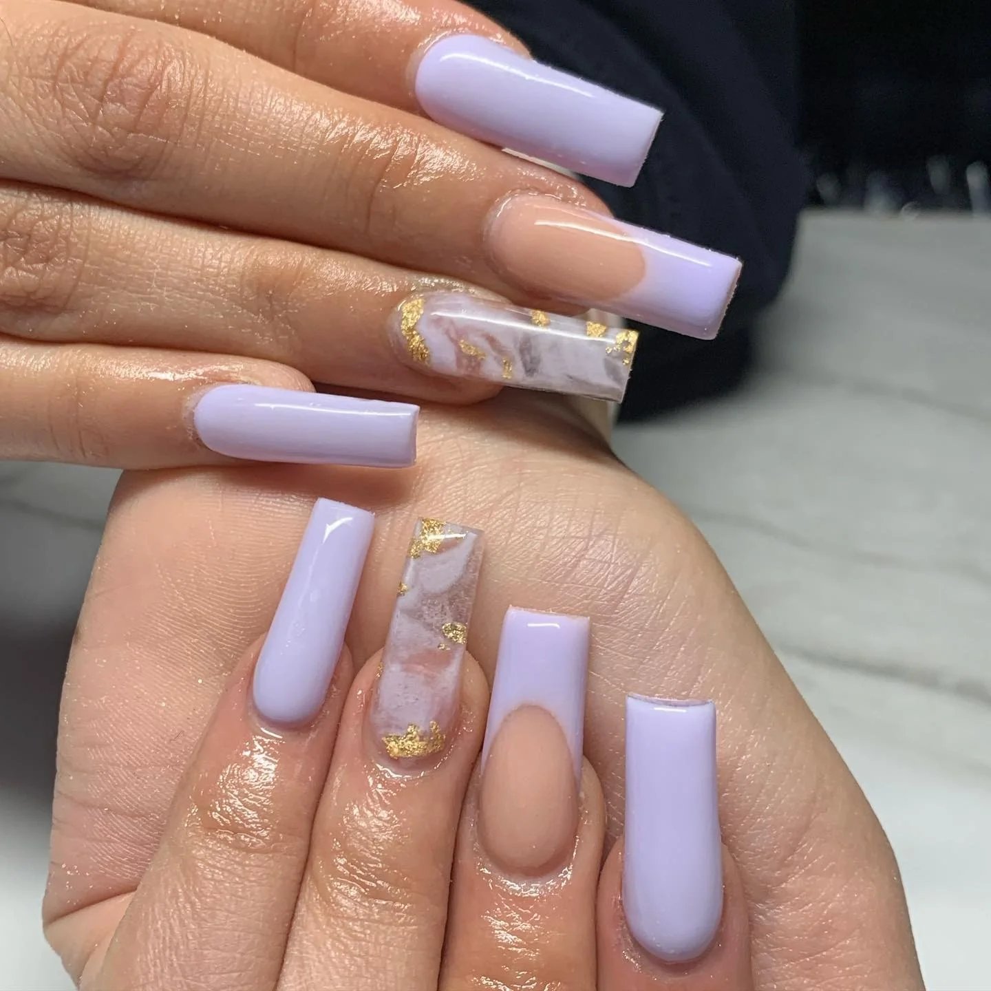 Lilac Marble Accents