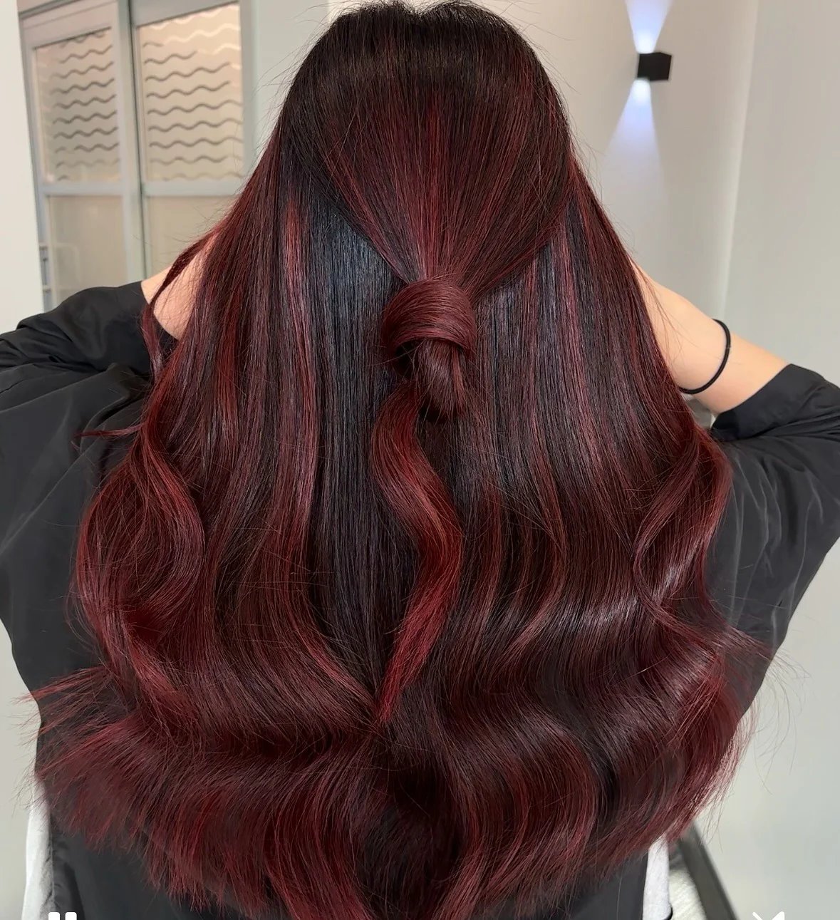 Merlot Red Waves