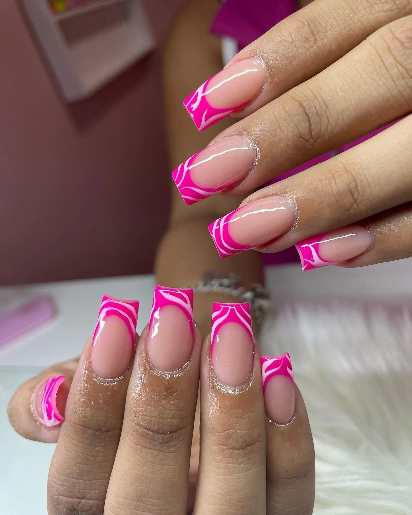 Neon Pink Swirl Tips