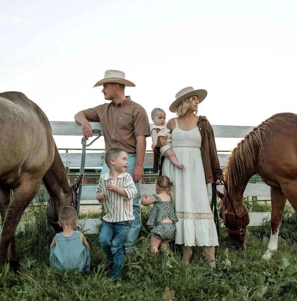 Candid Family Horses
