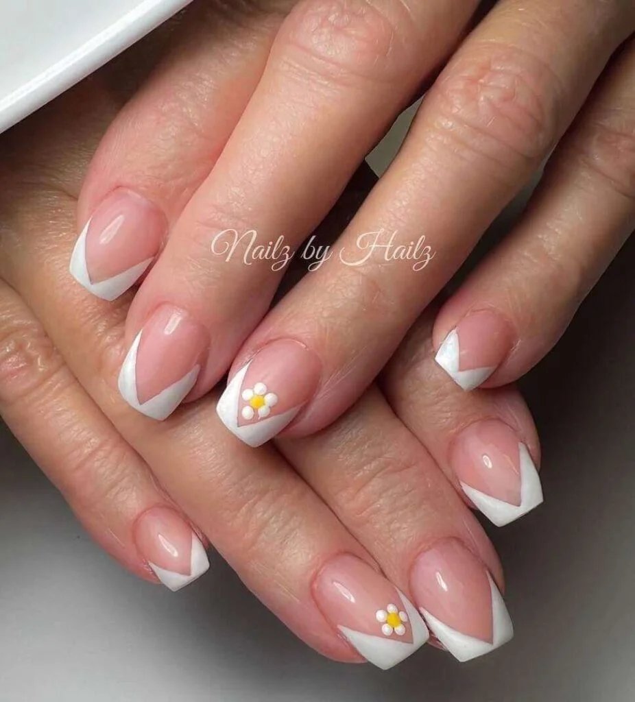 Geometric French Tips