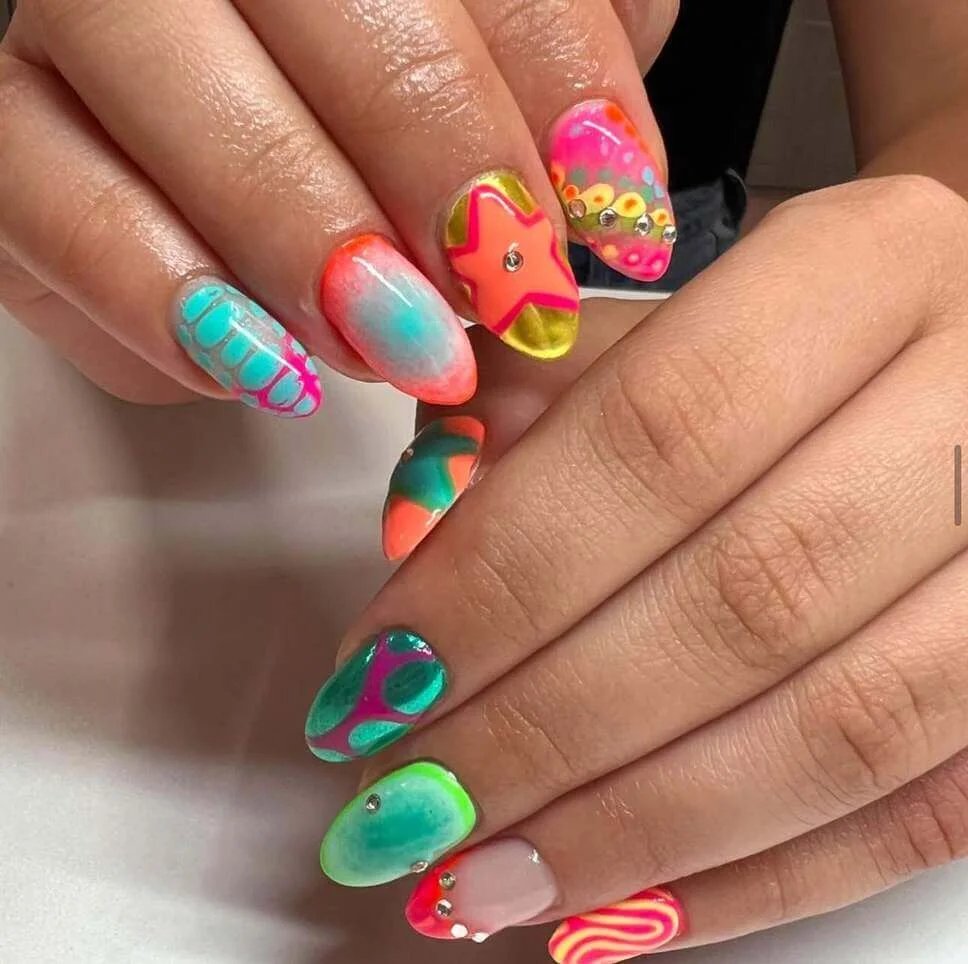 Mismatched Abstract Nails