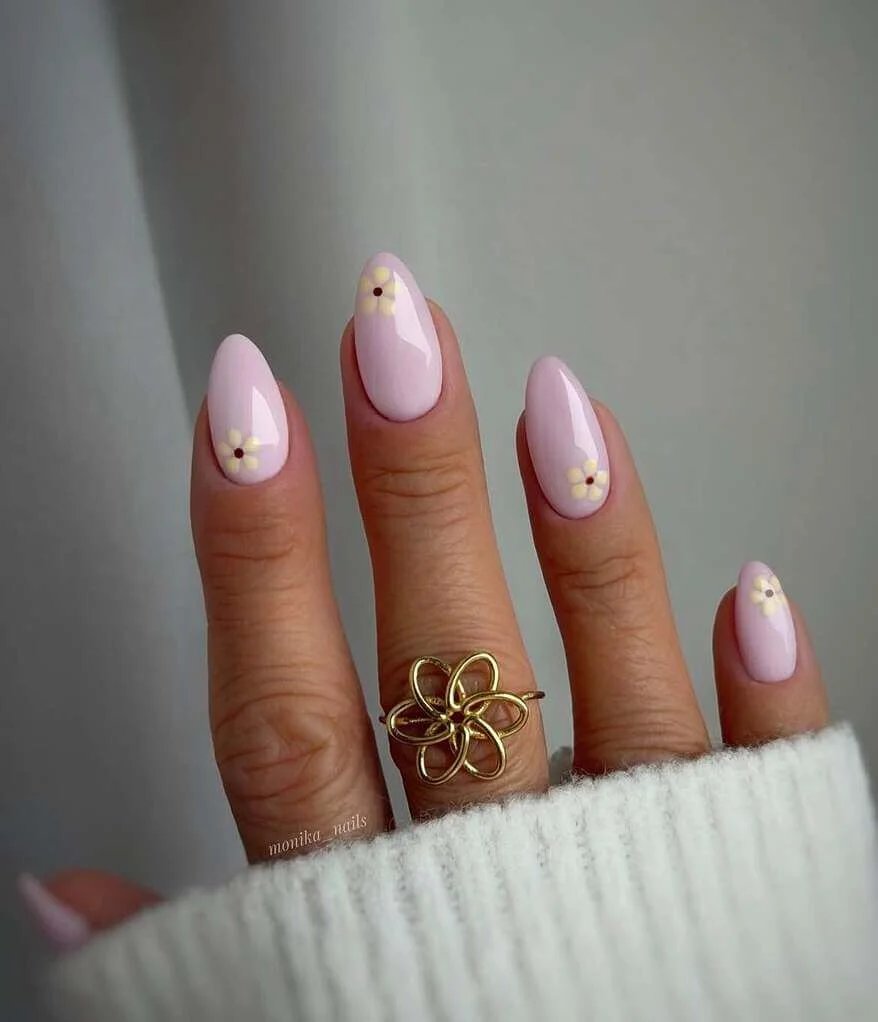 Daisy Pink Almond