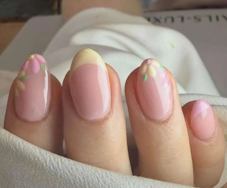 Floral French Tips