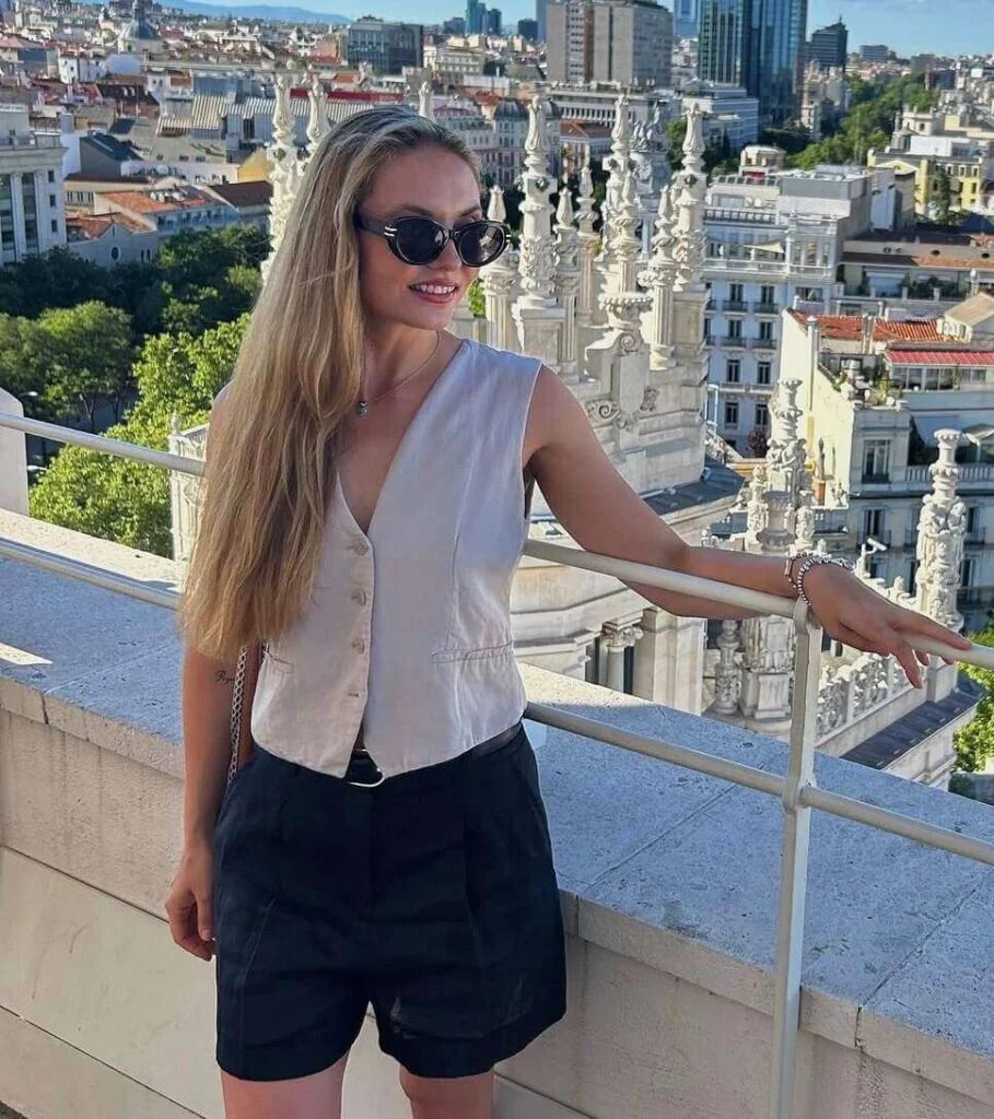 Linen Vest Outfit