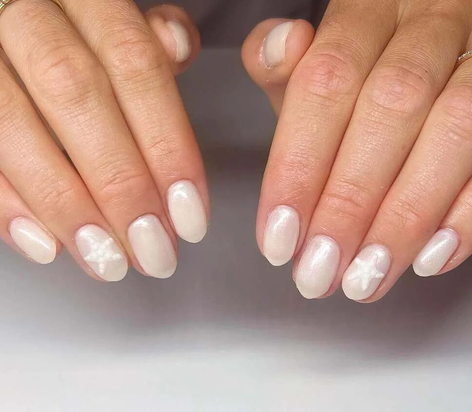 White Starfish Nails