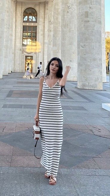 Black-and-white knit dress
