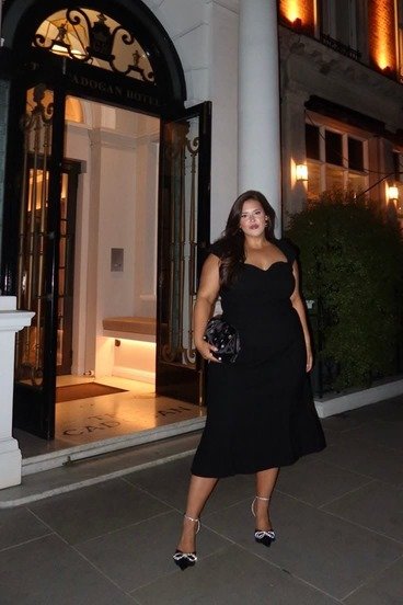 Black Midi Dress Elegance