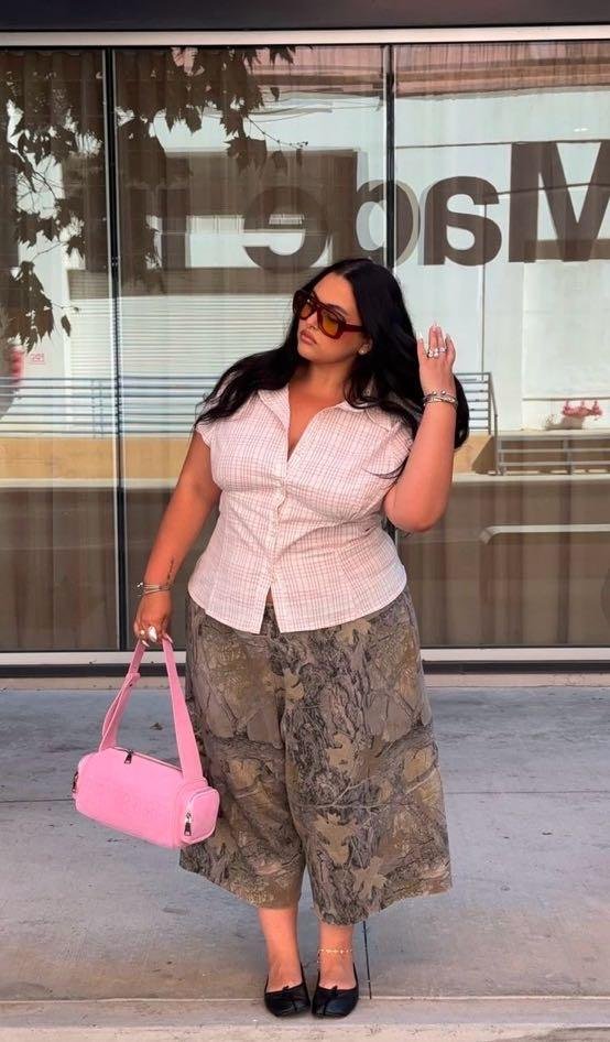 Blush blouse with printed trousers