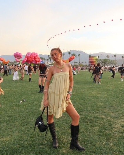 Butter-yellow dress with boots