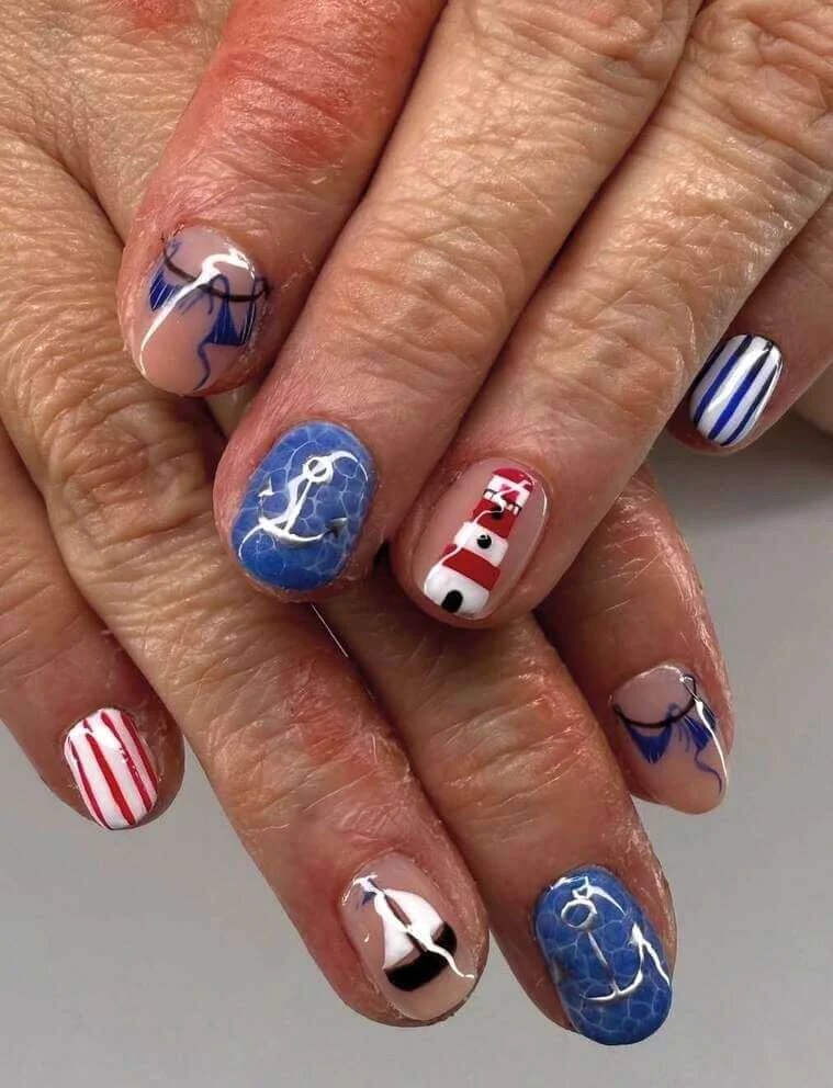 Nautical lighthouse design