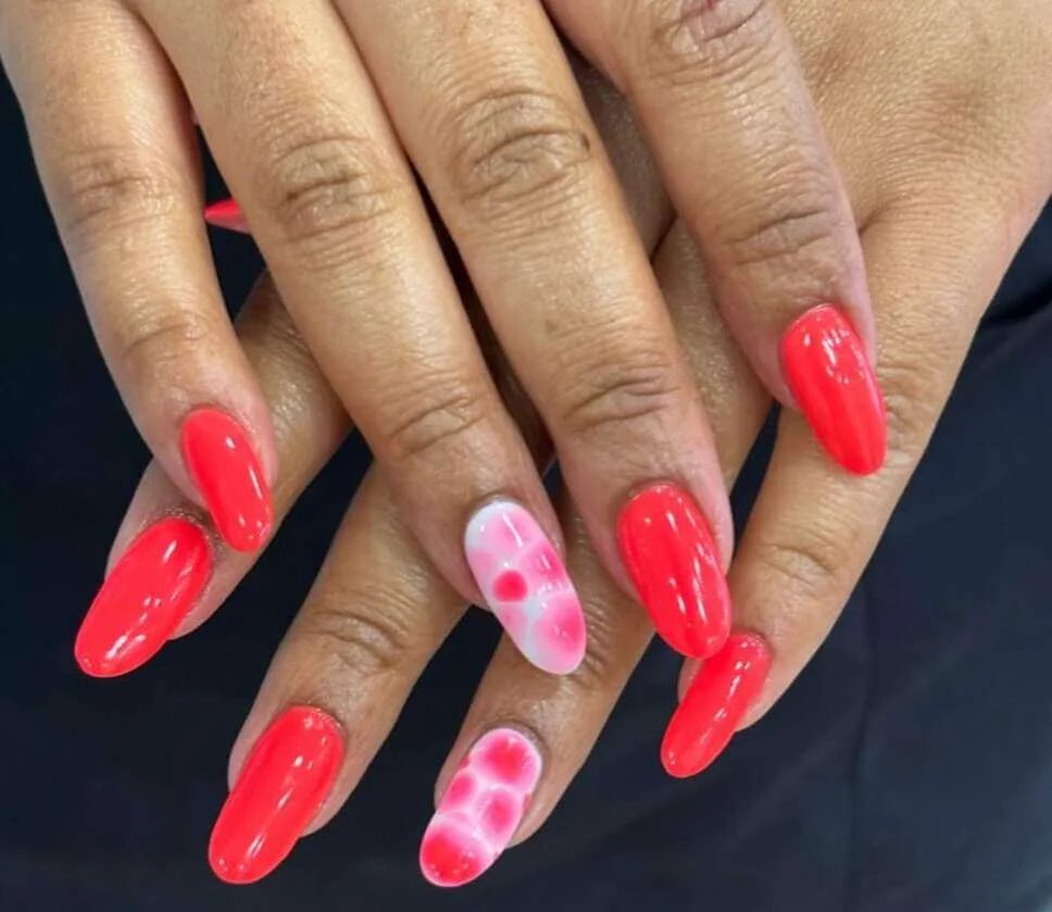 Neon pink aura nails