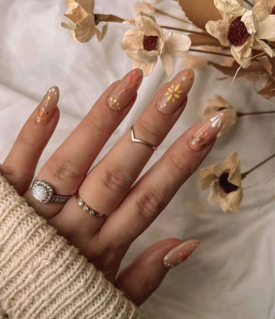 Nude floral nails