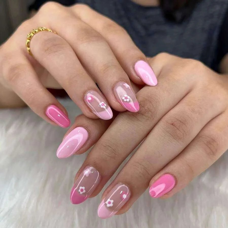 Pink daisy French tips