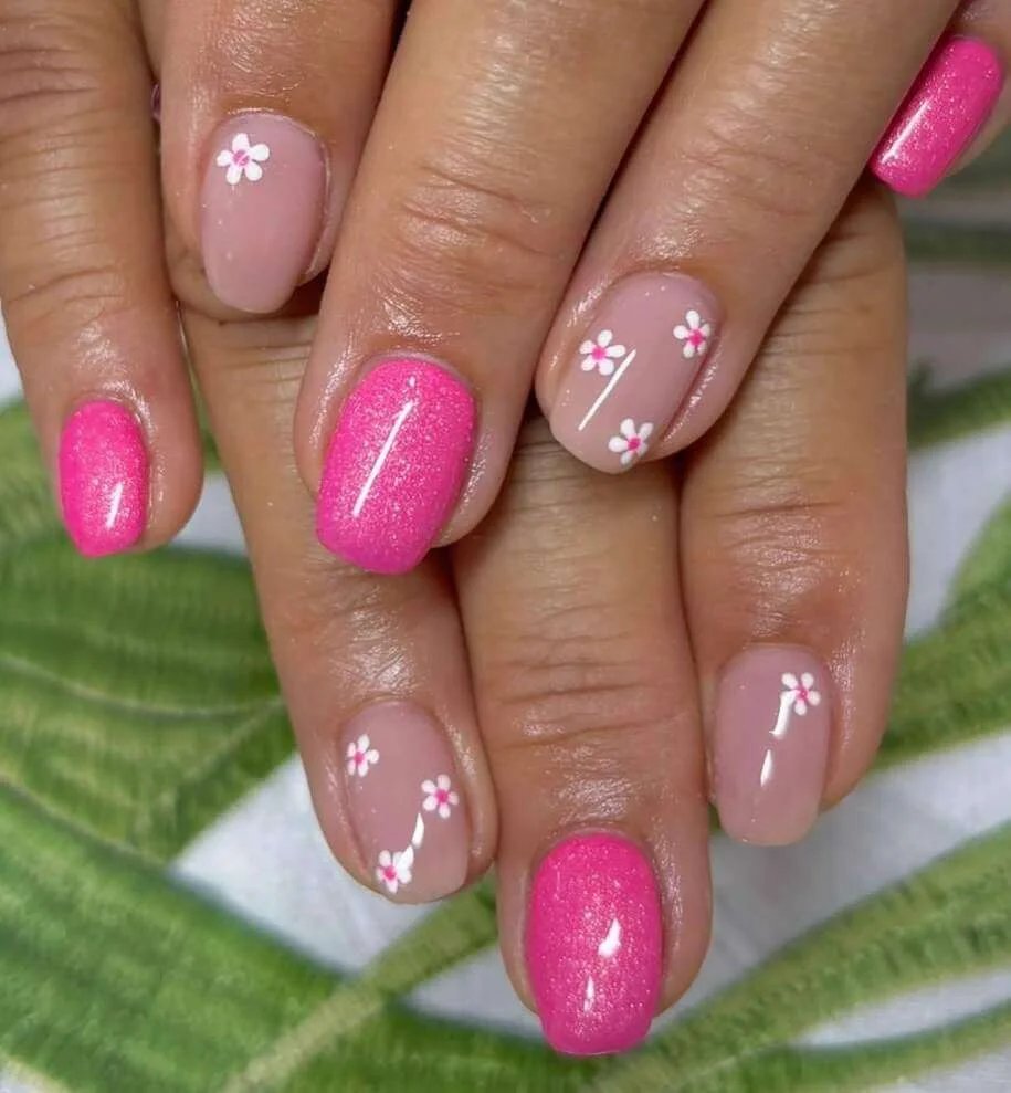 Pink glitter daisy nails