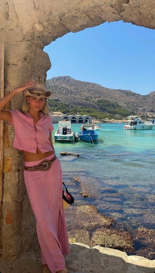 Pink linen set