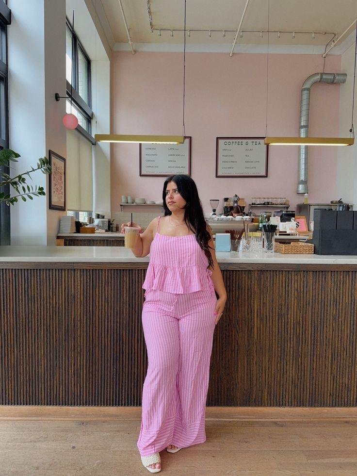 Pink striped café set