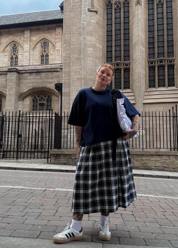 Plaid midi skirt