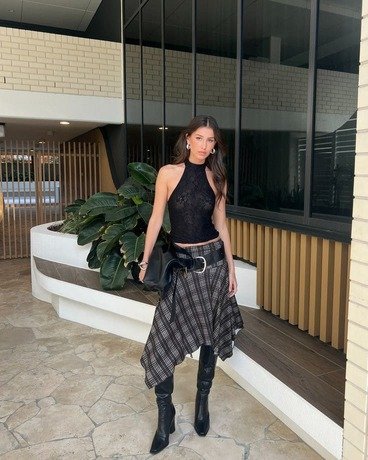 Plaid skirt with contrast