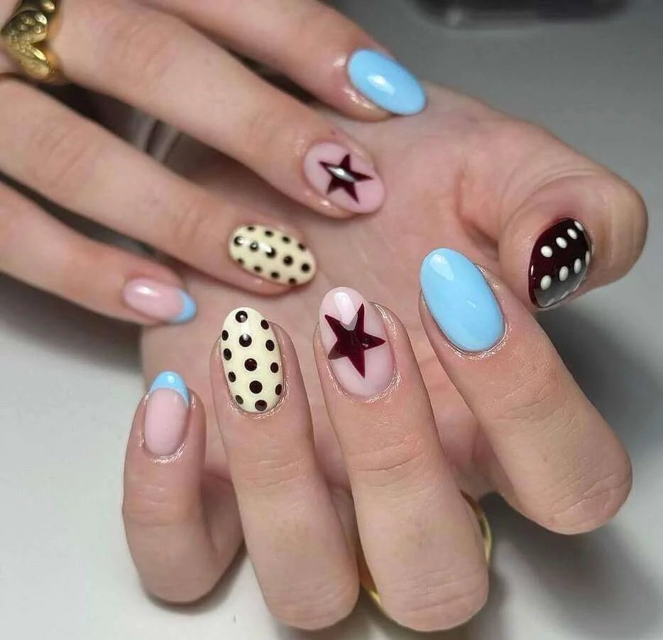 Retro Star Polka Dot Nails