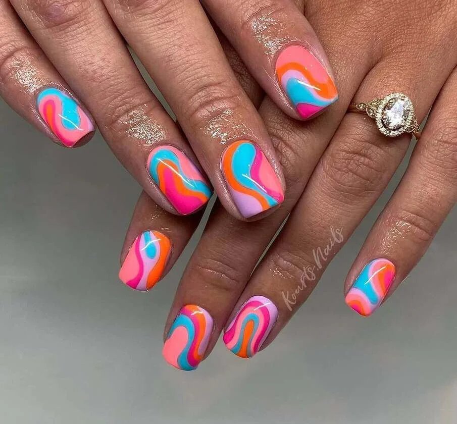 Retro Swirl Nail Design