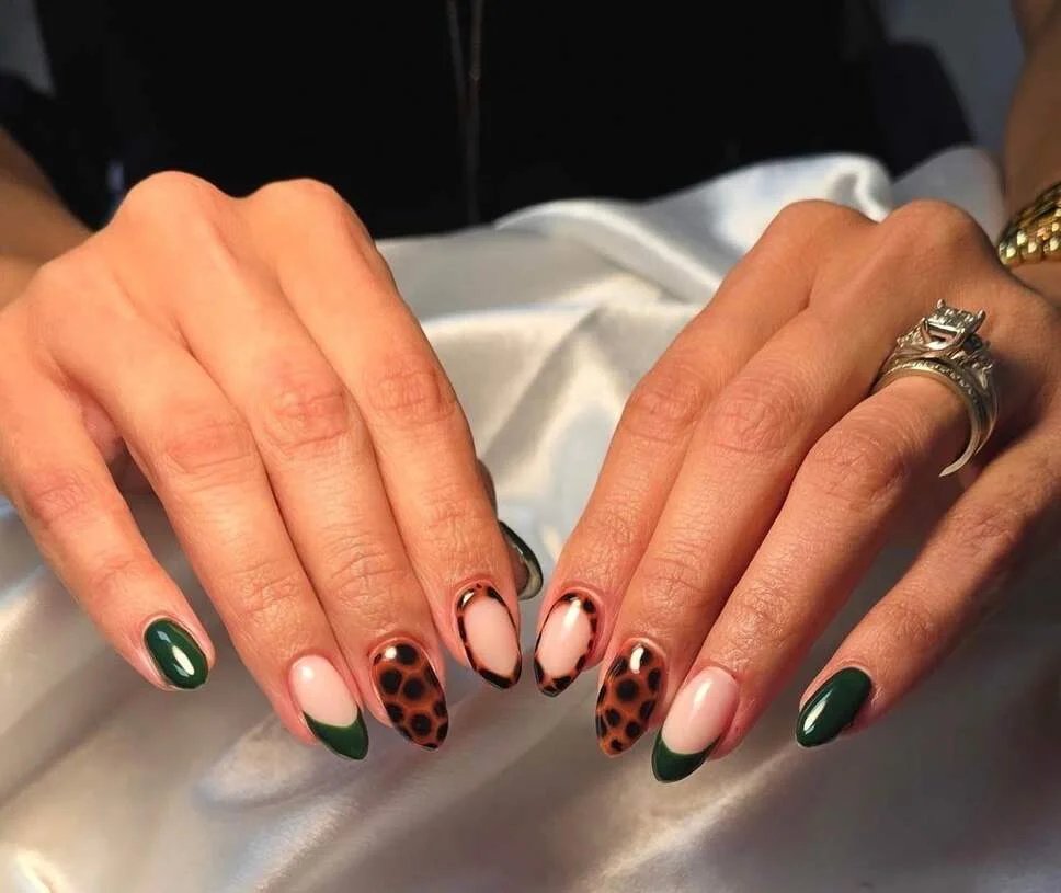 Forest Green and Tortoiseshell Nails