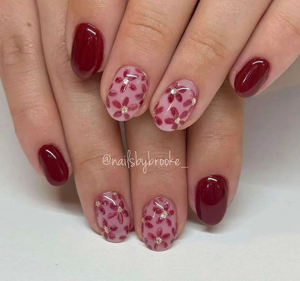 Maroon floral short nails