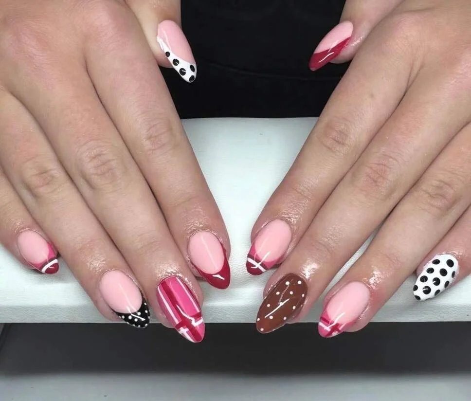 Polka dot fall nails