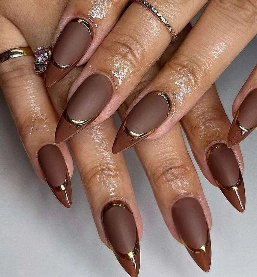 Matte mocha with gold tips