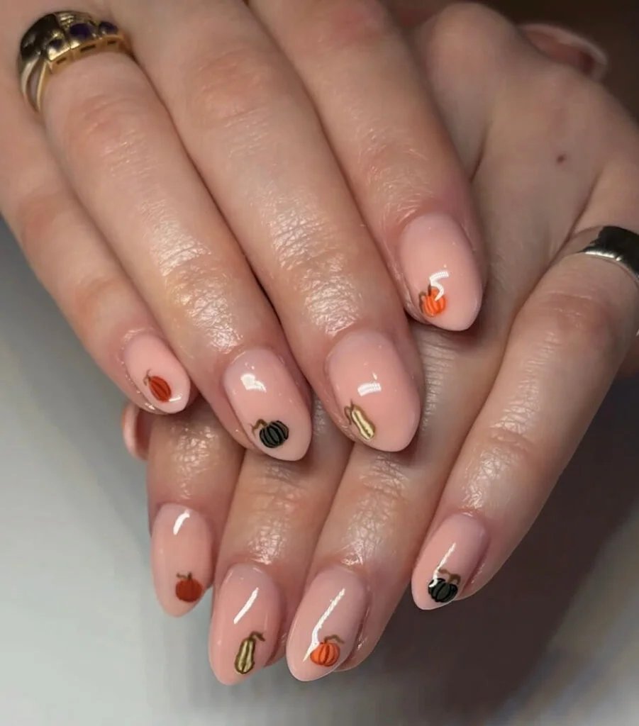 Mini Pumpkin Nails