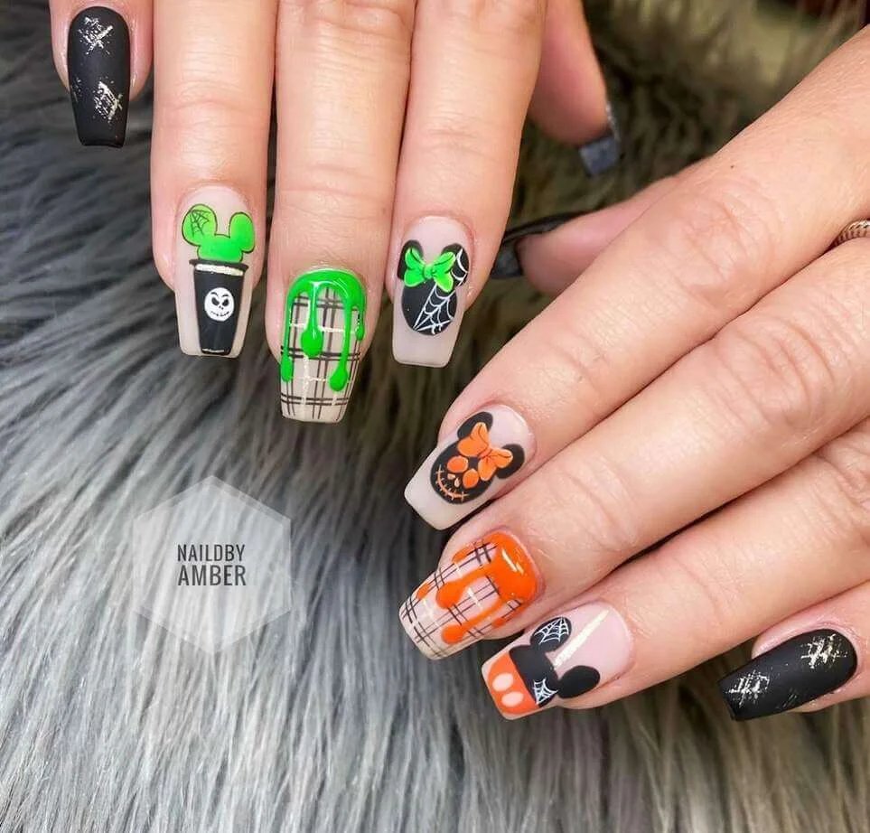Minions Halloween Nails