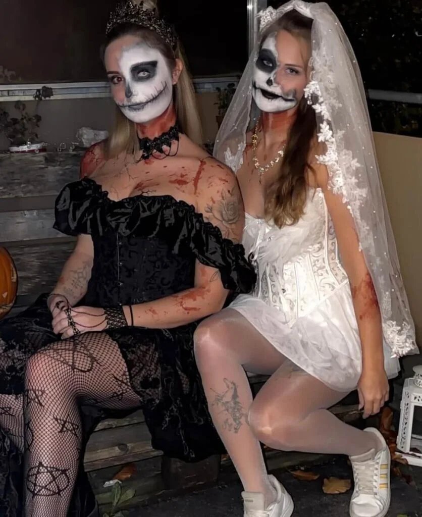 Skeleton Bride and Queen