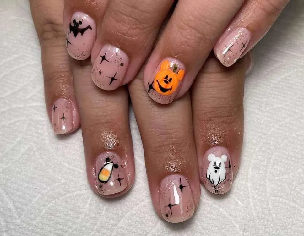 Sparkly Mickey ghost nails