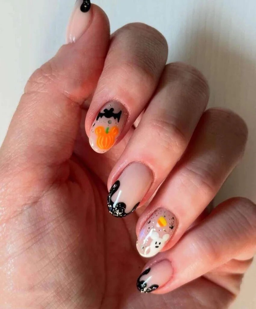 Spooky Mickey Glitter Tips